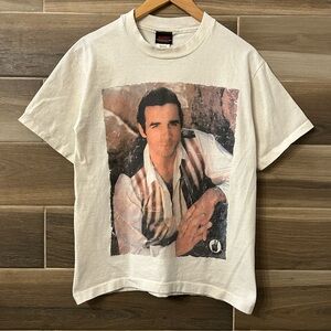 Vintage Highlander TV Show Promo T Shirt Size Medium Single Stitch 90s Cream